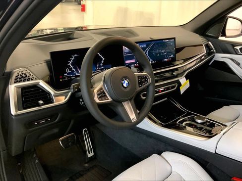 New 2026 BMW X5 xDrive40i w/ M Sport Package image 8