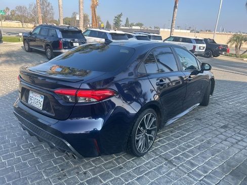 Used 2021 Toyota Corolla XSE image 3