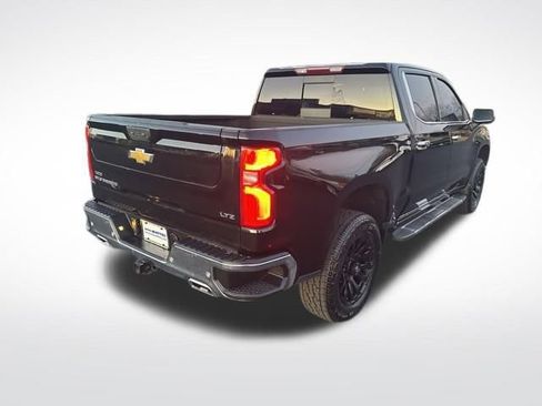 Used 2022 Chevrolet Silverado 1500 LTZ w/ LTZ Premium Package image 6