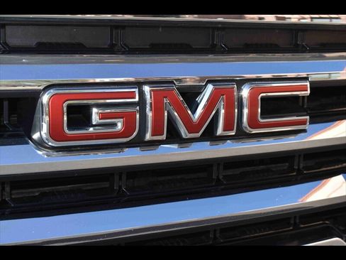 Used 2020 GMC Sierra 1500 SLE image 42
