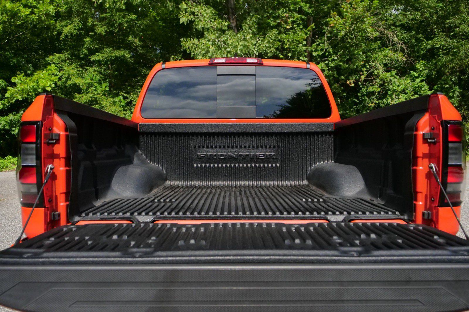 Used 2025 Nissan Frontier Pro-X RWD image 11