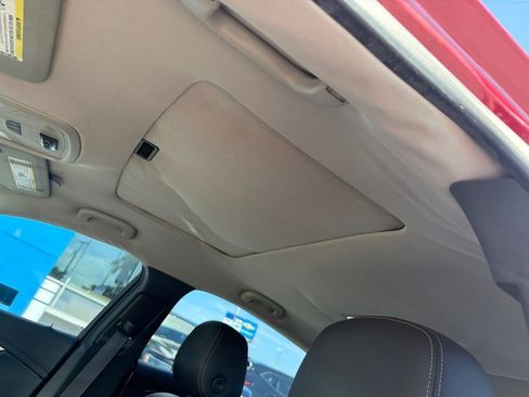 Used 2015 Chevrolet Impala LT FWD image 10