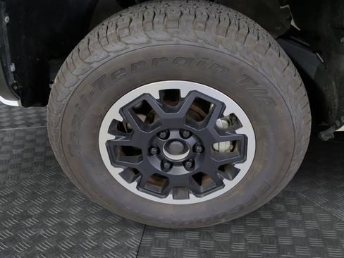 Used 2024 Toyota Tacoma TRD Sport image 14