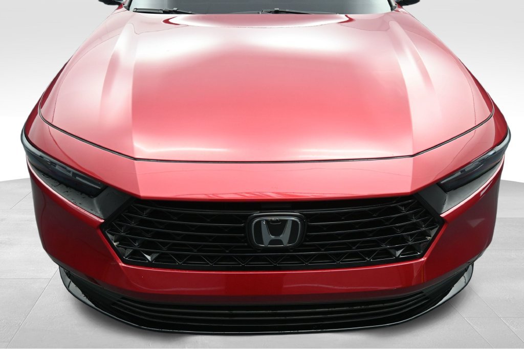 Used 2024 Honda Accord Sport image 11