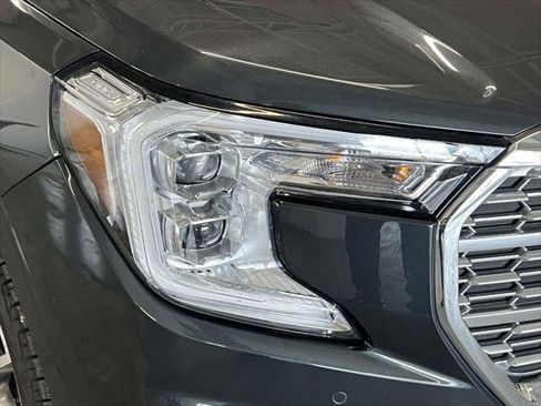 Certified 2022 GMC Terrain Denali image 10