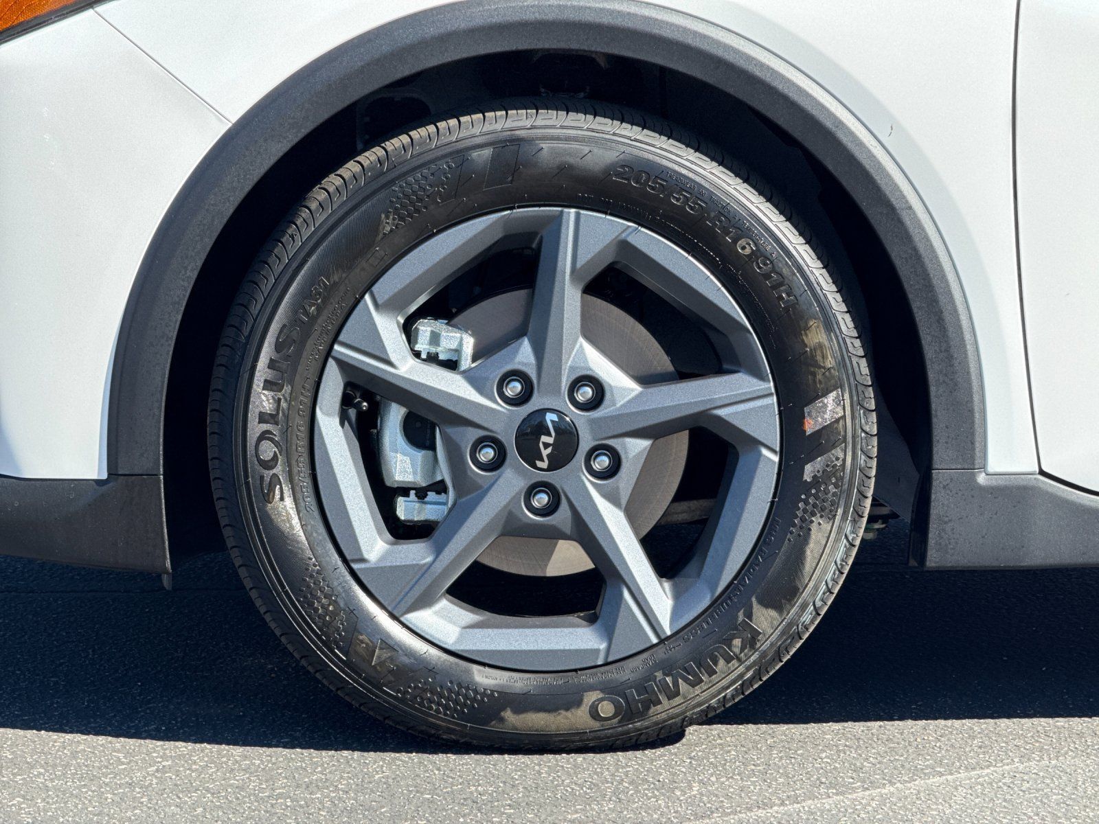 Certified 2026 Kia K4 FWD image 28