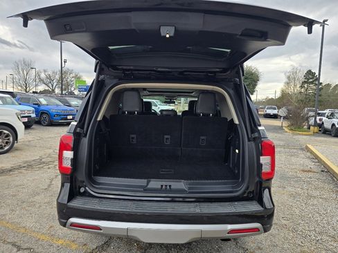 Used 2022 Ford Expedition XLT image 20