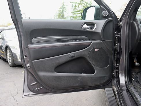 Used 2018 Dodge Durango R/T w/ Blacktop Package AWD/4WD image 31