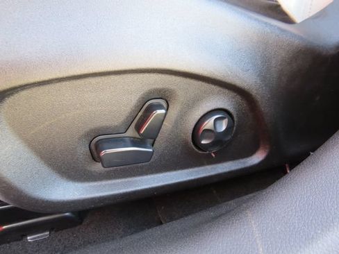 Certified 2021 Jeep Renegade Limited w/ Luxury Group II AWD/4WD image 15