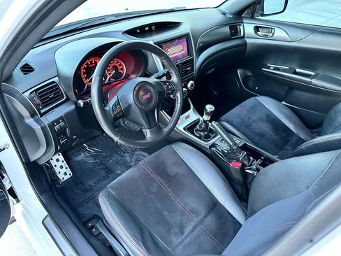 Used 2011 Subaru Impreza WRX STI image 10