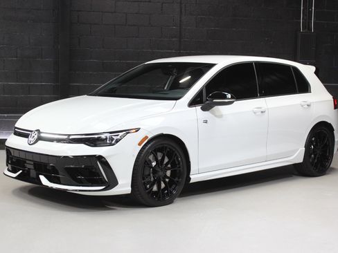 Used 2025 Volkswagen Golf R Black Edition w/ Euro Stye Package image 7