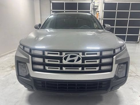 Used 2025 Hyundai Santa Cruz SEL FWD image 2