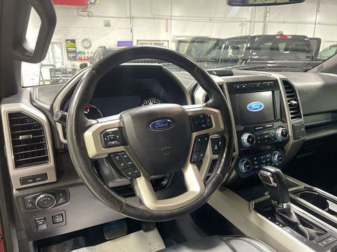 Used 2019 Ford F150 Lariat w/ Equipment Group 502A Luxury AWD/4WD image 14