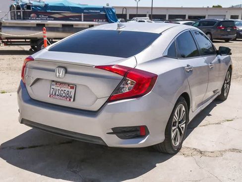 Used 2016 Honda Civic EX-L image 9