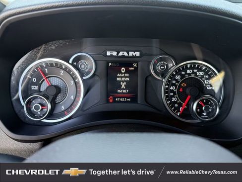 Used 2024 RAM 2500 Tradesman w/ Chrome Appearance Group image 18