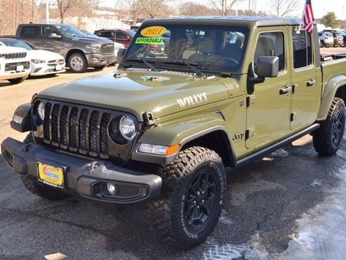Used 2021 Jeep Gladiator Willys image 4