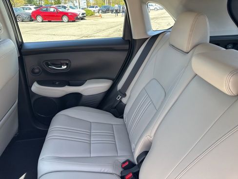 Used 2024 Honda HR-V EX-L image 13