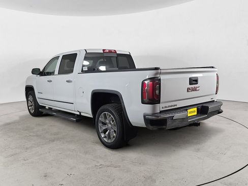 Used 2018 GMC Sierra 1500 SLT w/ SLT Premium Package AWD/4WD image 3