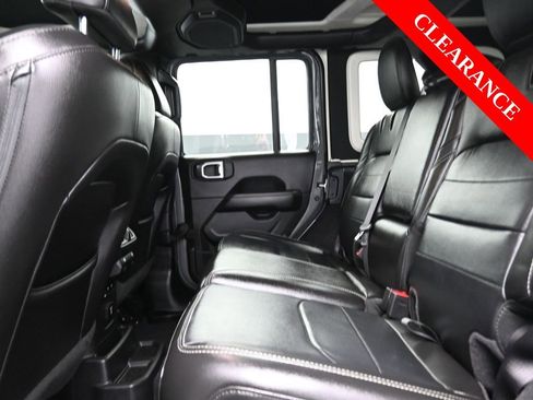 Used 2023 Jeep Wrangler Unlimited Sahara w/ Cold Weather Group image 14