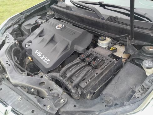 Used 2012 Cadillac SRX Luxury image 30