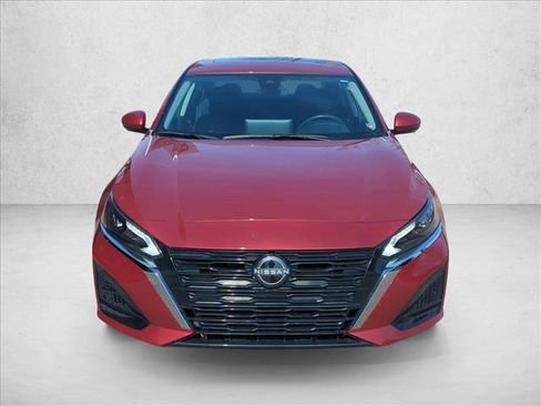 Certified 2024 Nissan Altima 2.5 SL image 2