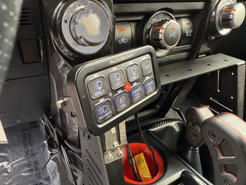 Used 2018 Toyota 4Runner TRD Off-Road Premium w/ TRD Performance Package image 24