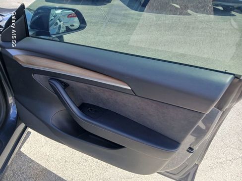 Used 2022 Tesla Model 3 Long Range image 17