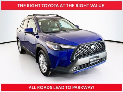 Used 2023 Toyota Corolla Cross LE w/ Moonroof Package
