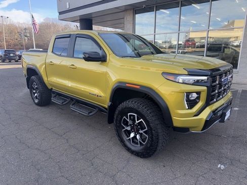 Used 2023 GMC Canyon AT4X image 8