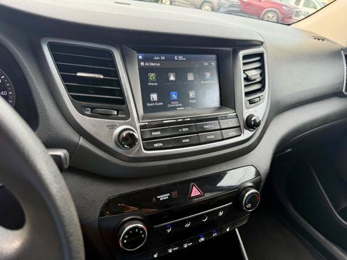 Used 2018 Hyundai Tucson SEL FWD image 22