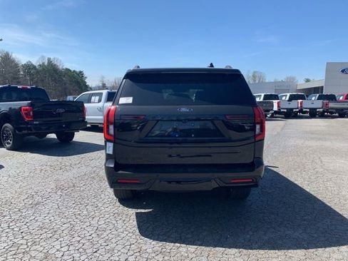 New 2026 Ford Expedition Platinum w/ Stealth Appearance Package image 7