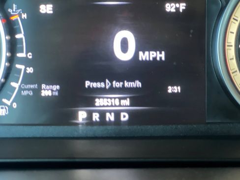 Used 2017 RAM 1500 Laramie w/ Convenience Group AWD/4WD image 27