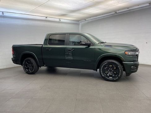 New 2026 RAM 1500 2WD Crew Cab image 2