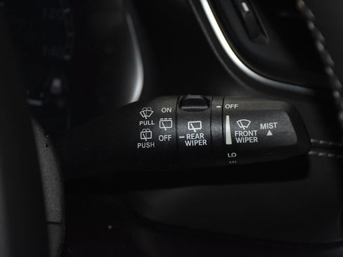 Used 2023 Jeep Grand Cherokee L Laredo AWD/4WD image 12