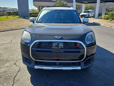 Certified 2025 MINI Cooper Countryman S w/ Comfort Package Max image 3