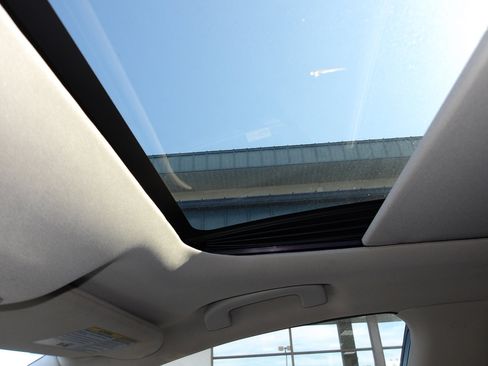 Used 2017 Nissan Murano Platinum image 15