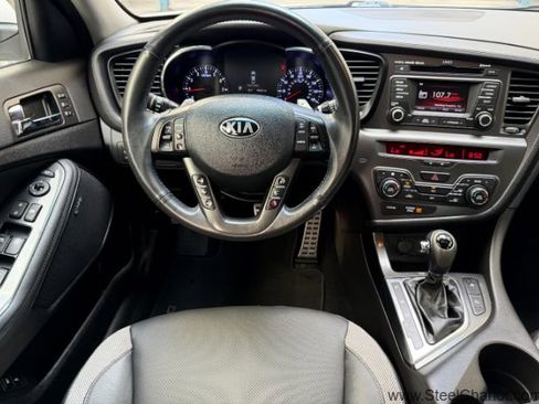Used 2013 Kia Optima SX w/ Premium Touring Pkg image 11