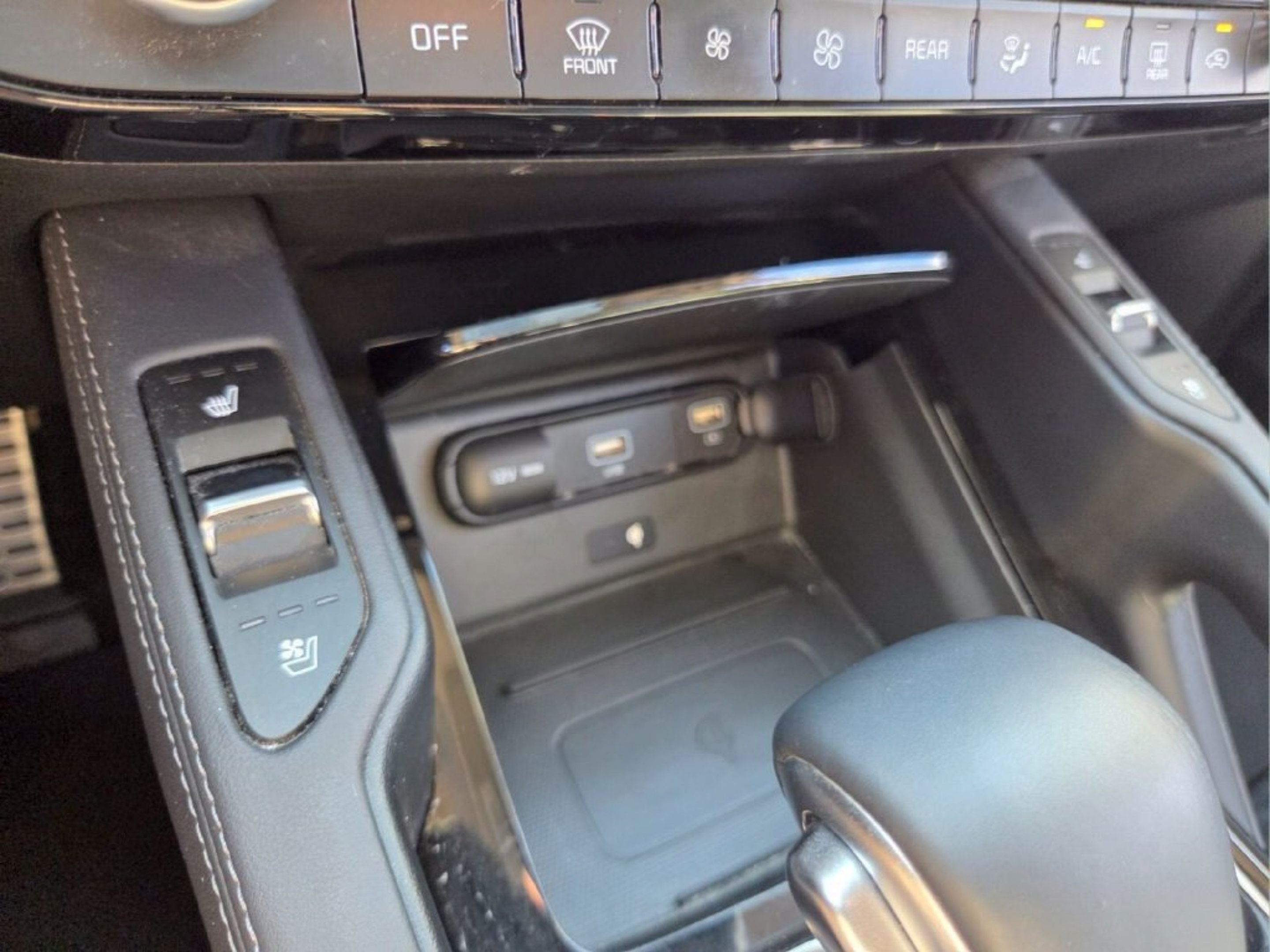 Used 2021 Kia Telluride SX w/ Towing Package FWD image 22