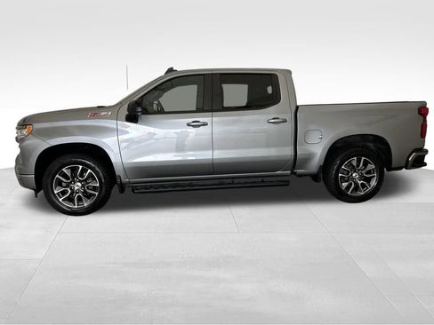 Used 2024 Chevrolet Silverado 1500 RST w/ Convenience Package II image 2