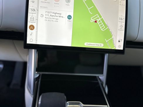 Used 2024 Land Rover Range Rover Autobiography image 38