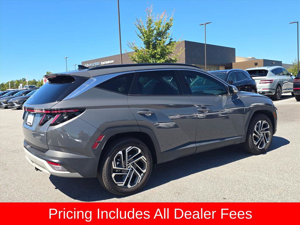 Used 2025 Hyundai Tucson Limited AWD/4WD image 3
