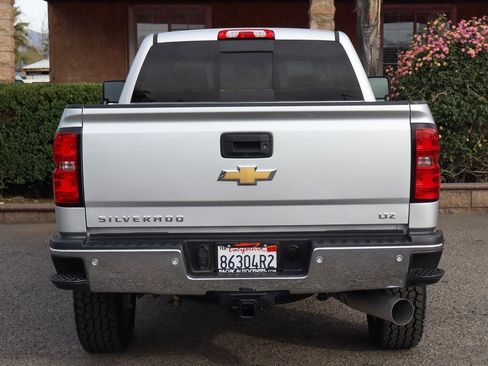 Used 2019 Chevrolet Silverado 2500 LTZ w/ Duramax Plus Package image 7