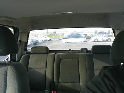 Used 2011 Chevrolet Silverado 1500 LT w/ Z71 Appearance Package image 12