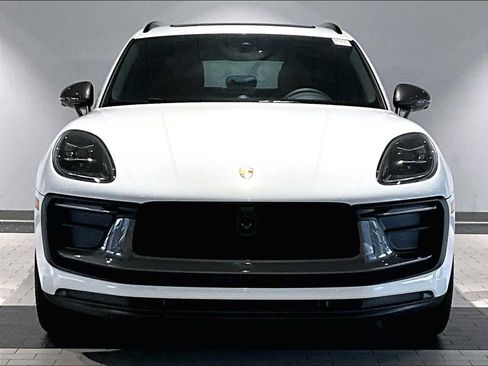 New 2026 Porsche Macan Turbo image 10