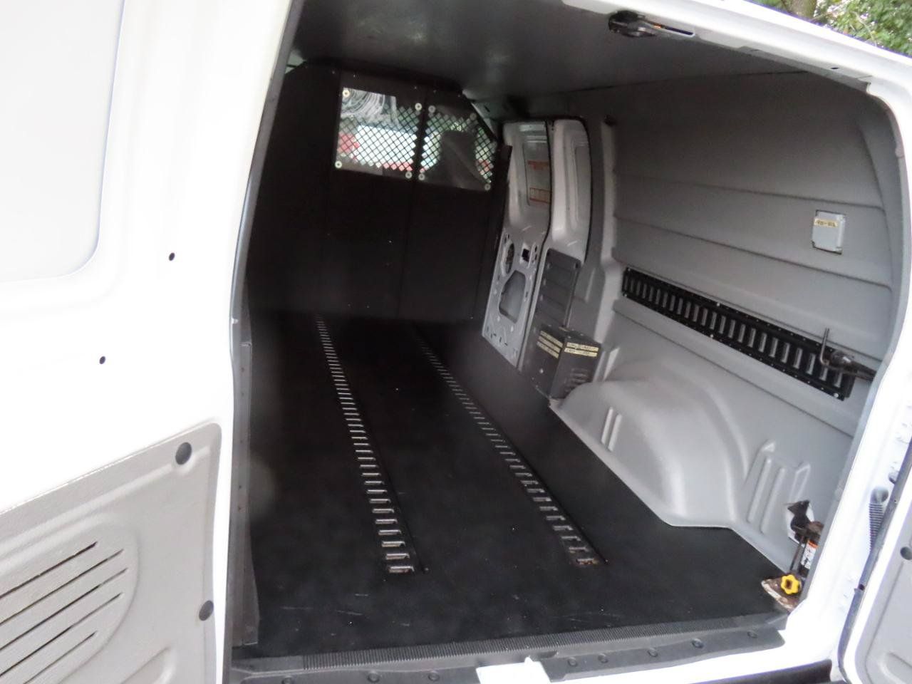 Used 2012 Ford E-150 and Econoline 150 RWD image 17