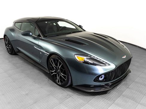 Used 2019 Aston Martin Vanquish Zagato image 13