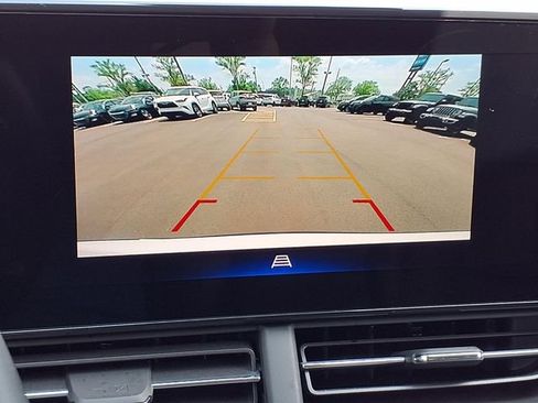 Used 2024 Chevrolet Trax ACTIV w/ Driver Confidence Package FWD image 8