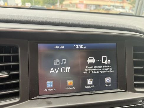 Used 2019 Hyundai Elantra SEL FWD image 16
