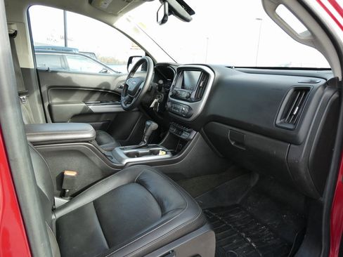 Used 2018 Chevrolet Colorado ZR2 image 15