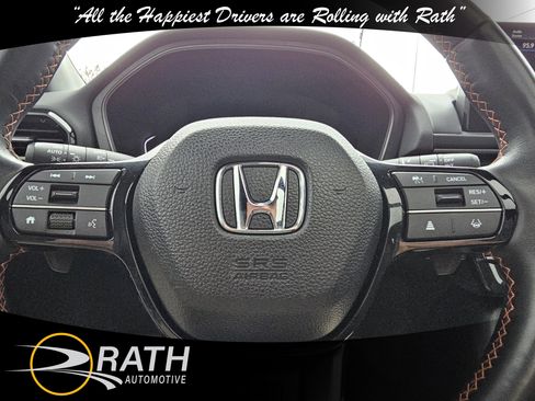 Used 2024 Honda Pilot TrailSport image 17